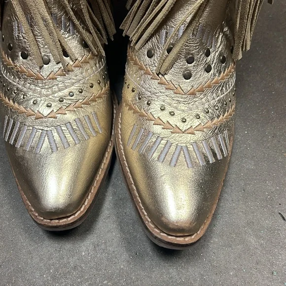 Dingo Gold and fringed western boots - Picture 2 of 7